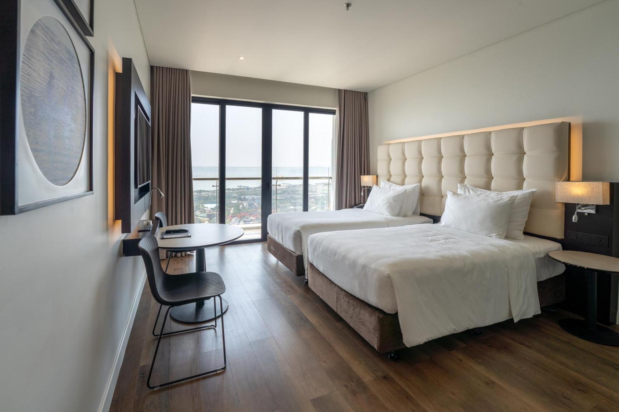 Hotel Soleil Ha Long, Trademark Collection By Wyndham Exteriér fotografie
